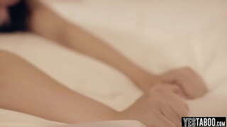 Murdar fiica vitregă a lui Whitney Wright este un obraznic lil curvă pentru