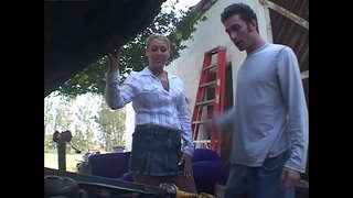 Shumica e grave të pjekur janë në kërkim për djem të rinj-Chelsea Zinn, Darien Ross, Zili Zili, Puthje