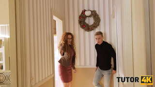 TUTOR4K. యాంగ్రీ వ్యక్తి లాక్కువెళుతుంది అనుభవం ట్యూటర్ లోకి మరపురాని వ్యవహారం