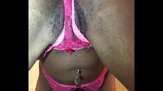 Nellycantsay twerking cedhak pasuryan