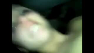 ʷ�녀는 엉덩이에서 다음의 갈라