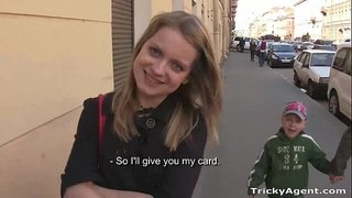 Jalan Agen - vagina basah dan ketat