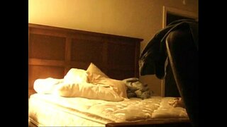 у. любовник