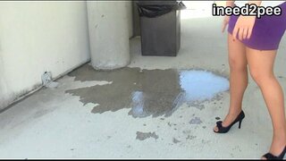 Ineed2pee омораши һәм смачивание штанов за кулисами 31