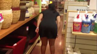 Culona léiert Muschi an Hiren Arsch am lueden