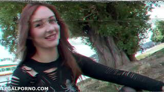 Ariadna je späť na loptičky hlboko do zadku, kurva, veľký gapes, deepthroat a lastovička GL010