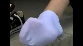 ЛАВЫРАН ЙОЛВАРНЯВУЙ ЭМИЛИС