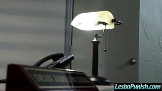 (jenna គ្រឿងអលង្កា)ស្រីនៅក្នុង Lesbo កើតហេតុលេងលំបាករួមភេទជាមួយនឹង Dildos ខ្សែភាពយន្ដ-២៣