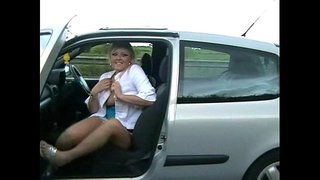 Busty Amateur Geordie Villogó Nyilvános