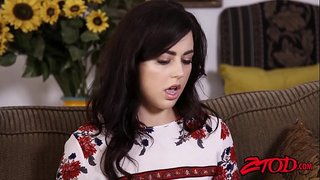 Csábító Julia Ann pedig Whitney Fehér kezelése egy nagy fasz