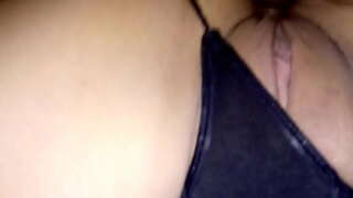 کچھ مواد جہاں مجھے دے دو مشکل مرگا اس کے پچھواڑے میں میری بیوی ، سے لطف اندوز