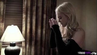 Мали Раце огромна дик добива проголтани од русокоса Kenna и нејзината пичка е fucked тешко!