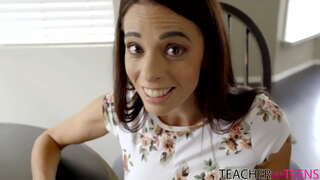 Конечно, да ви ебам мојот учител