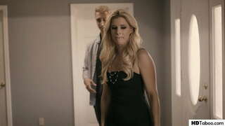 Ҳиндустон Саммер ва он пасынок наслаждаются вазнин трахом