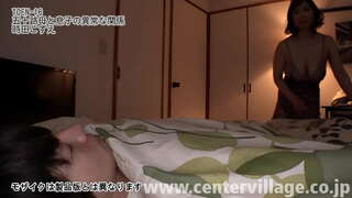 Кодзуэ, 51 жыл, ал потеряла өзүнүн күйөөсү оорусунун айынан 10 жыл мурун ошондон бери апам, өзүнүн сыном.Баласы 23 жылдын, ал гана ушул жазында устроился жумушка, канча жолу бул повторялось изо күндөн күнү менен моим күйөөсү, мен болгон жаш ....