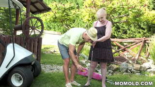 Чувак похотливый вуэм леди ук нанни трахаться