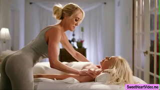 MILF Brandi प्रेम में मदद करता है उसके ग्राहकों की वीणा कानूनों बिल्ली संभोग सुख तक पहुँचने